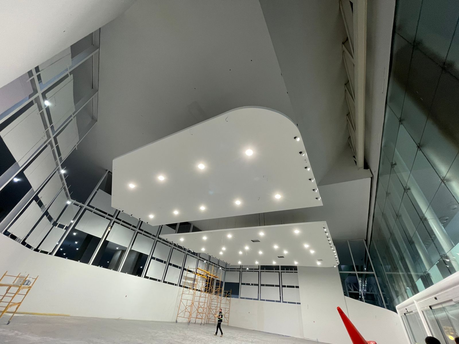 Tiendas departamentales y comercio